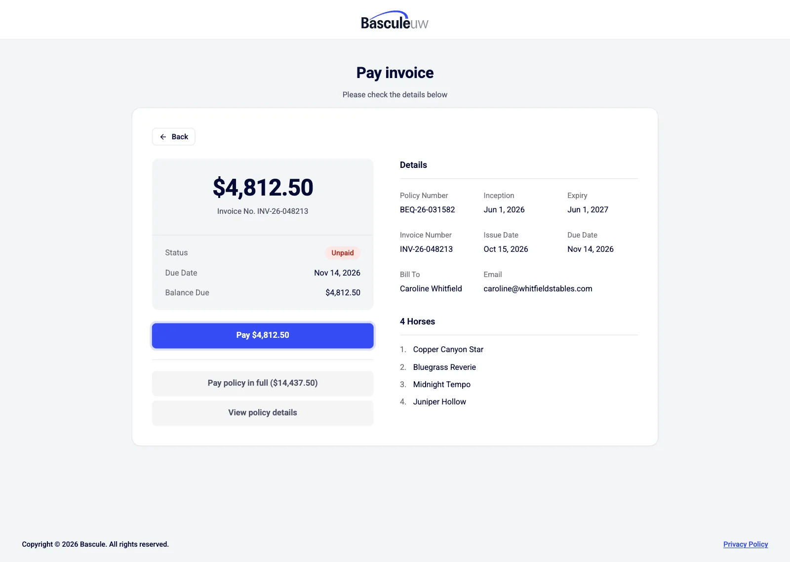 Bascule's payment portal: an invoice checked before paying, with its amount, due date and the horses it covers